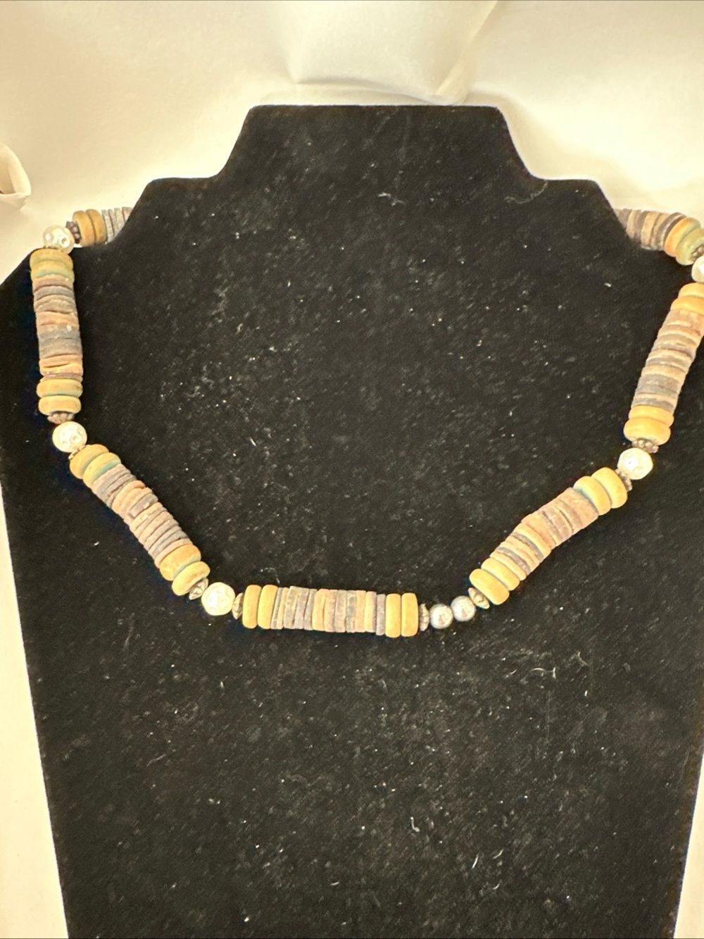 VINTAGE HEISHI TURQUOISE OTHER BEADED CHOKER NECKLACE